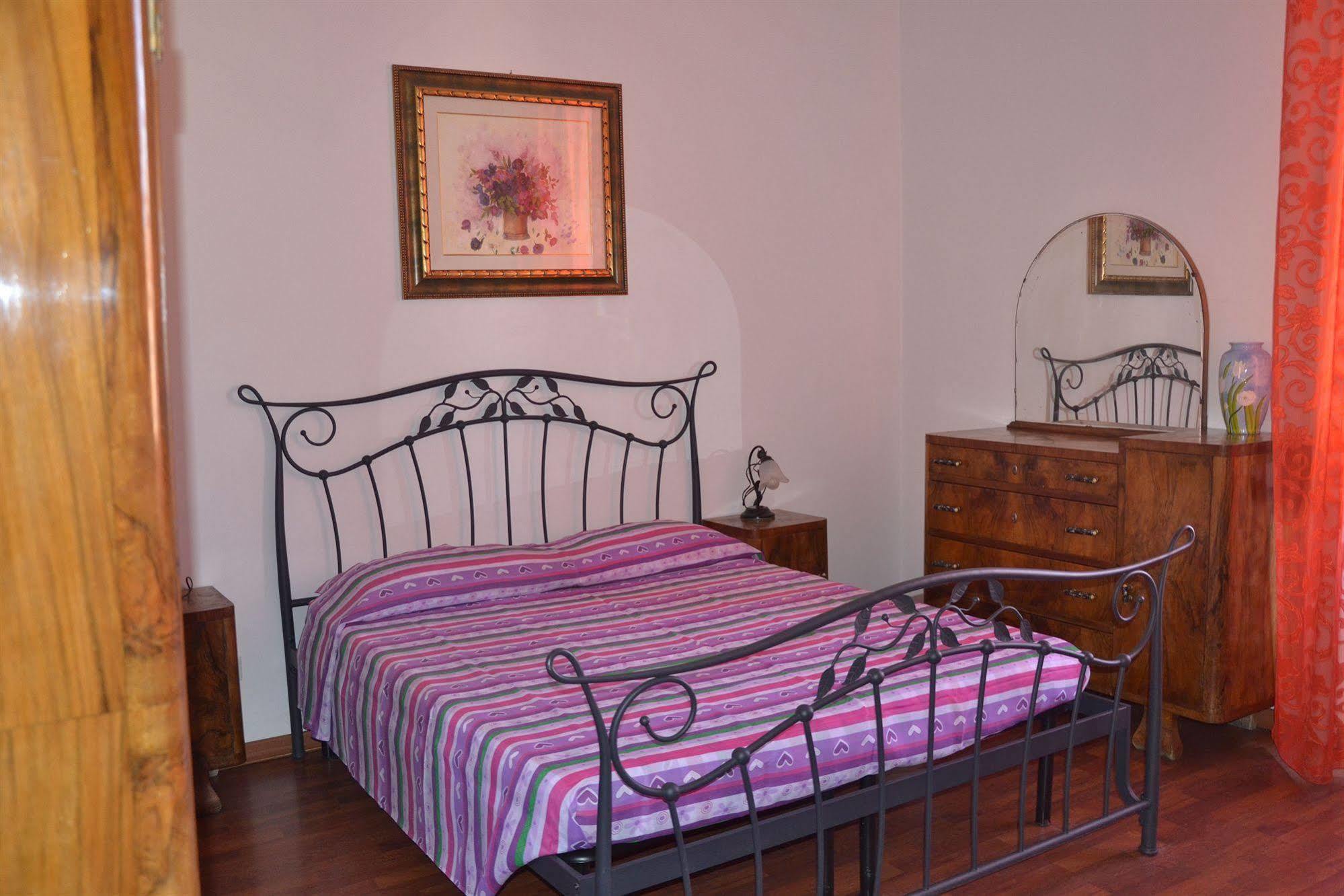 Lucky House Hotell Rom
